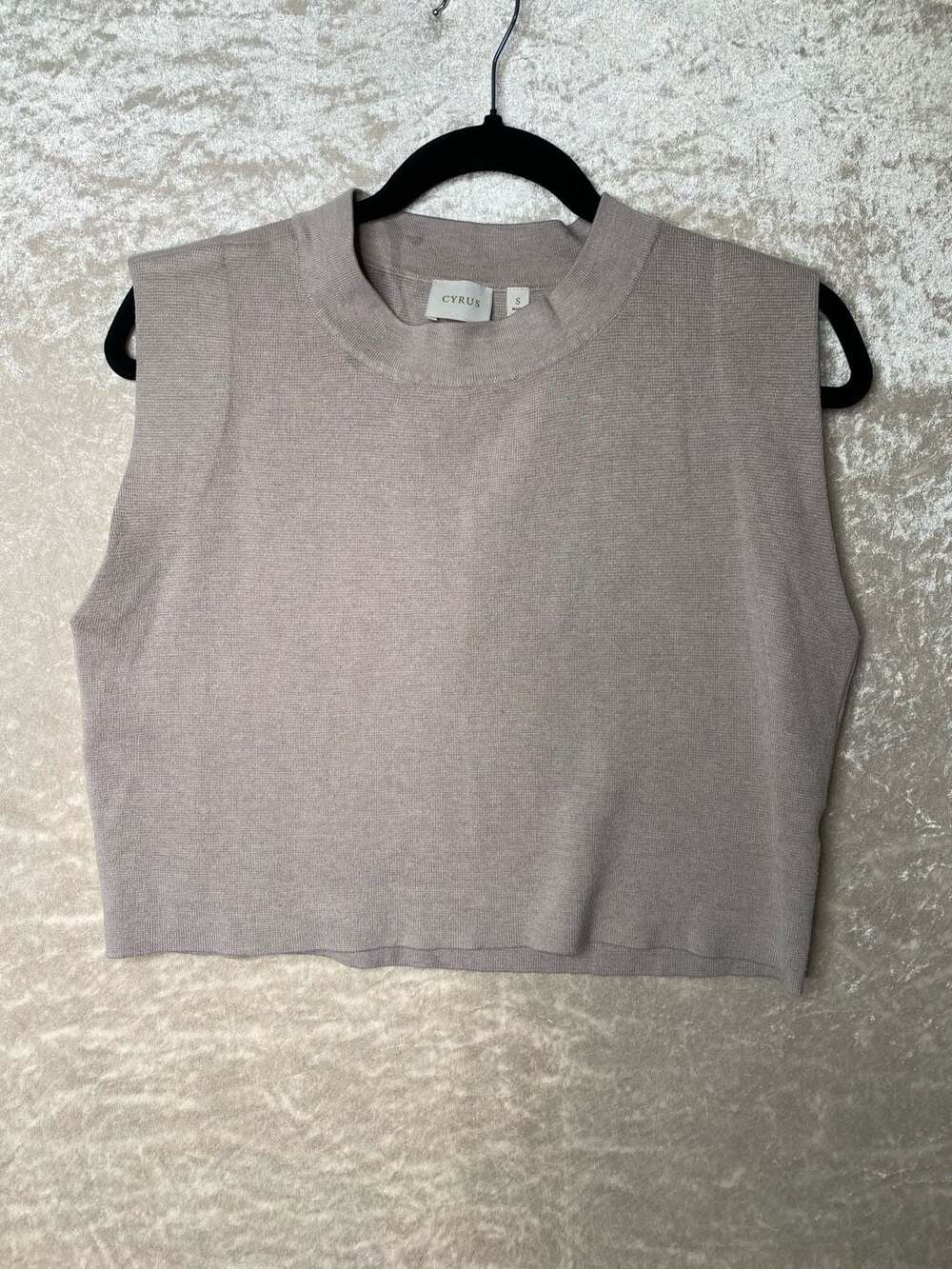Cyrus Sweater Vest Size S Taupe